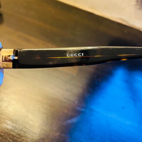 Authentic Gucci vintage shield sunglasses